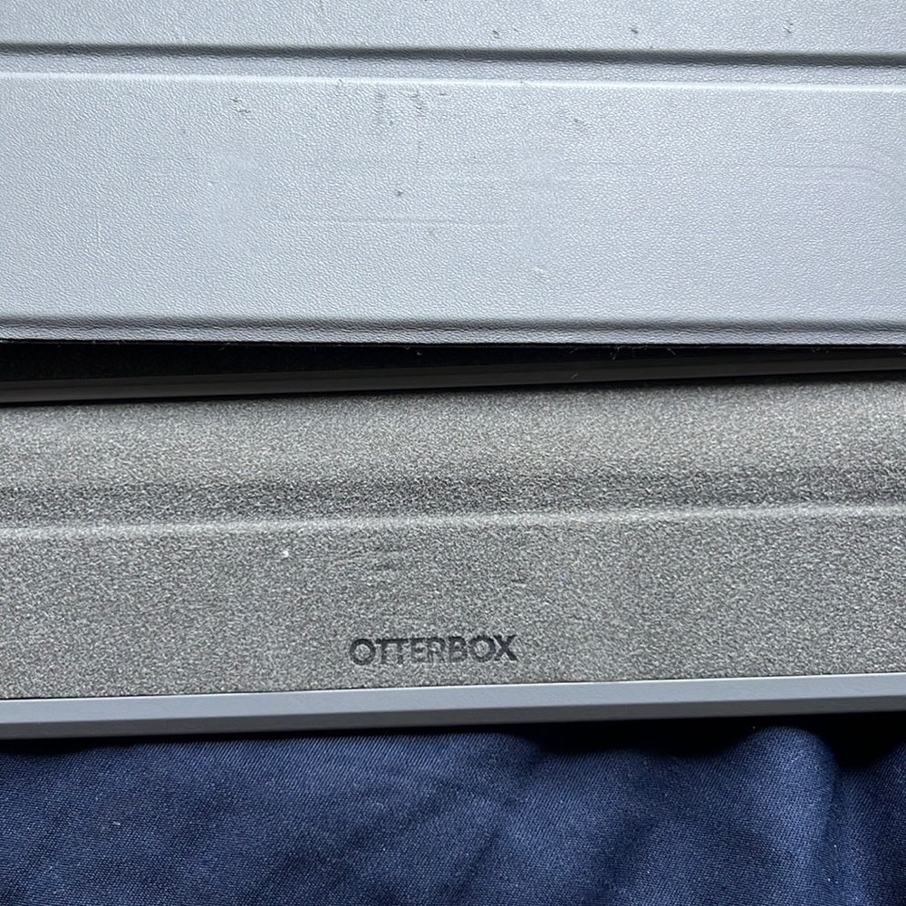IPad air clear otter box case